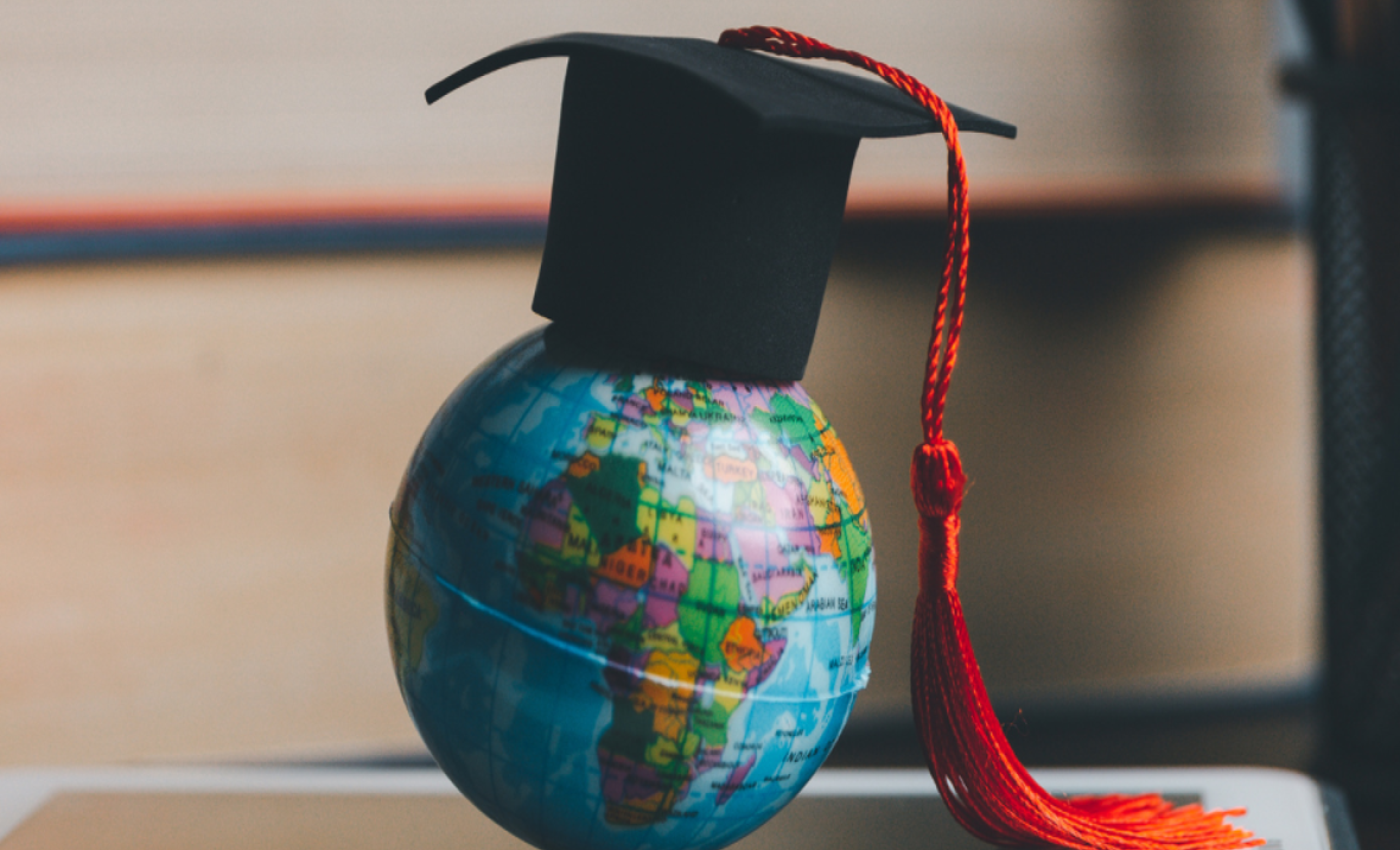 Study Abroad With Scholarships